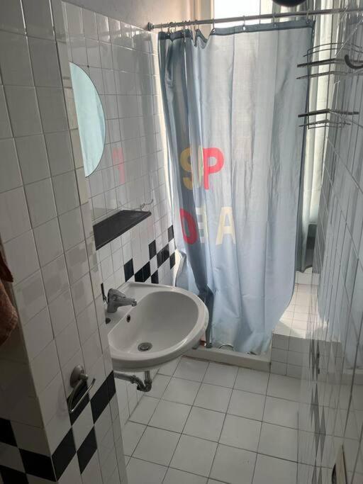 Appartamento In Centro A ليفورنو المظهر الخارجي الصورة